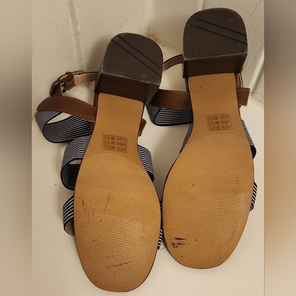 Market & Spruce Sassy Navy and White Striped Block Heel Size 7.5 - Picture 6 of 10